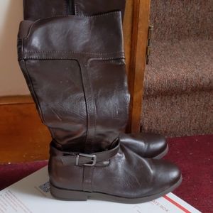 NWOT- Croft & Barrow - Sleek Brown Riding Boot 7.5